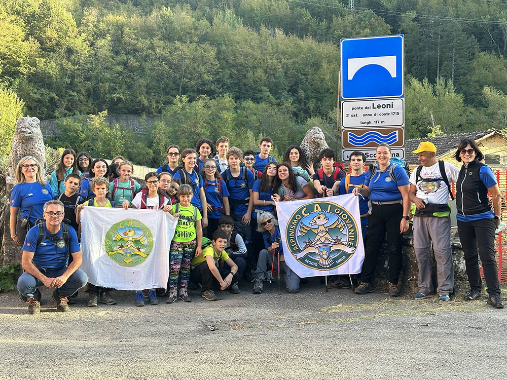 Alpinismo giovanile Cai RE - Foto di gruppo