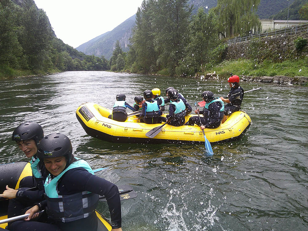 L'Alpinismo giovanile Cai RE in rafting